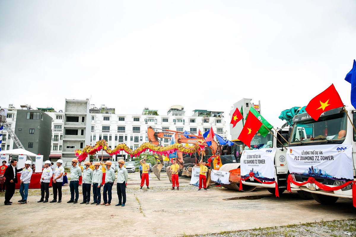 Hải[-]Phòng[-]hủy[-]dự[-]án[-]tòa[-]tháp[-]72[-]tầng[-]của[-]FLC